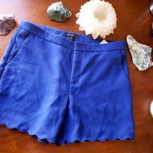 Banana Republic Scallop Hem Shorts